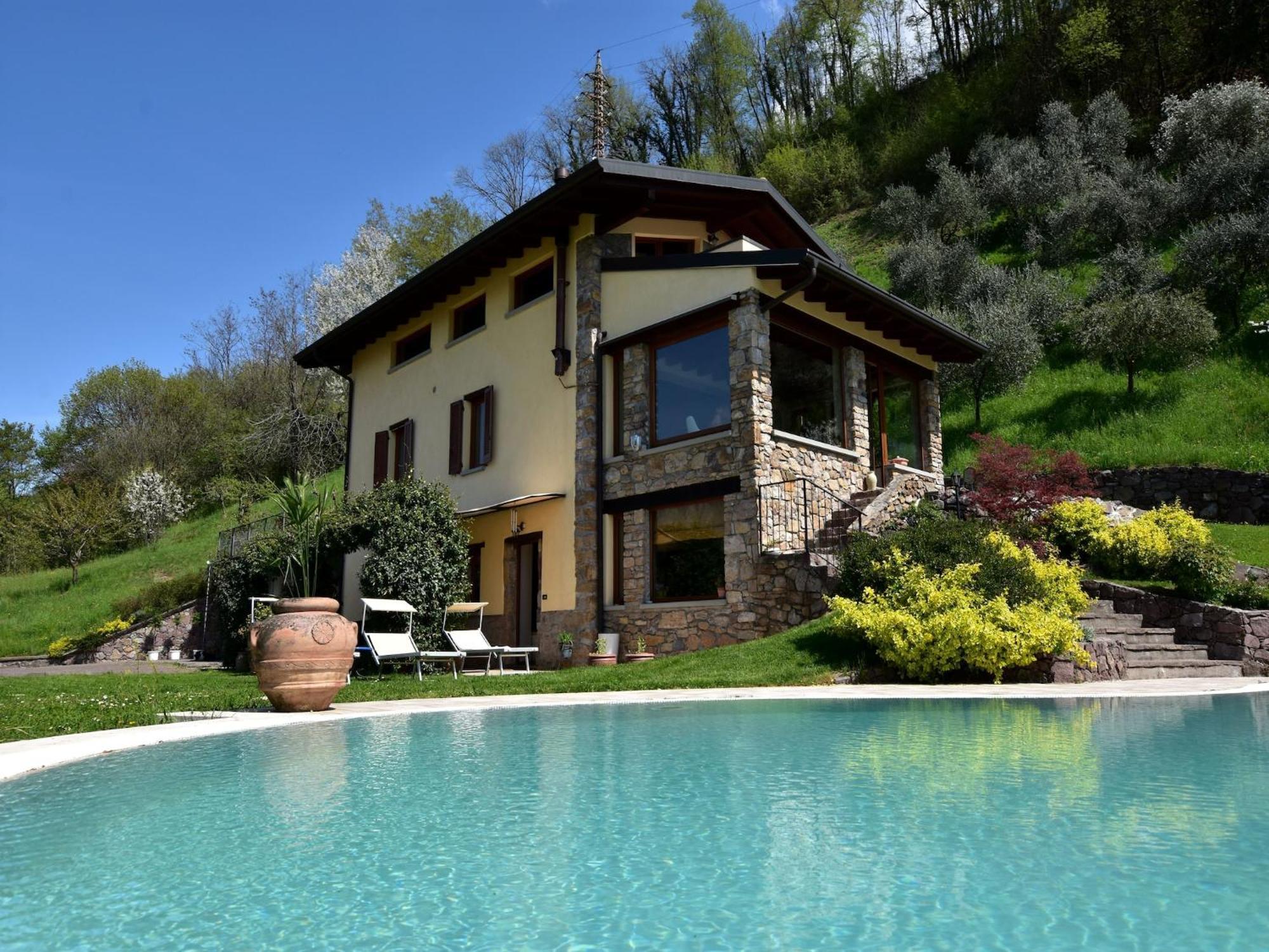 Villa In Pisogne With Pool Garden And Lake View Kültér fotó