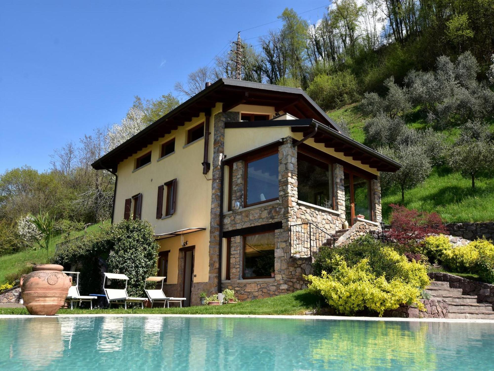 Villa In Pisogne With Pool Garden And Lake View Kültér fotó